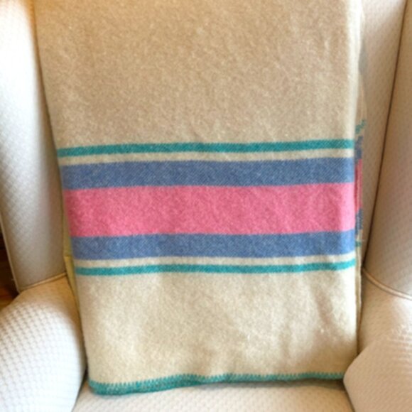 Vintage RARE Condon's 100% Pure Wool Blankets, Prince Edward Island - Picture 1 of 11